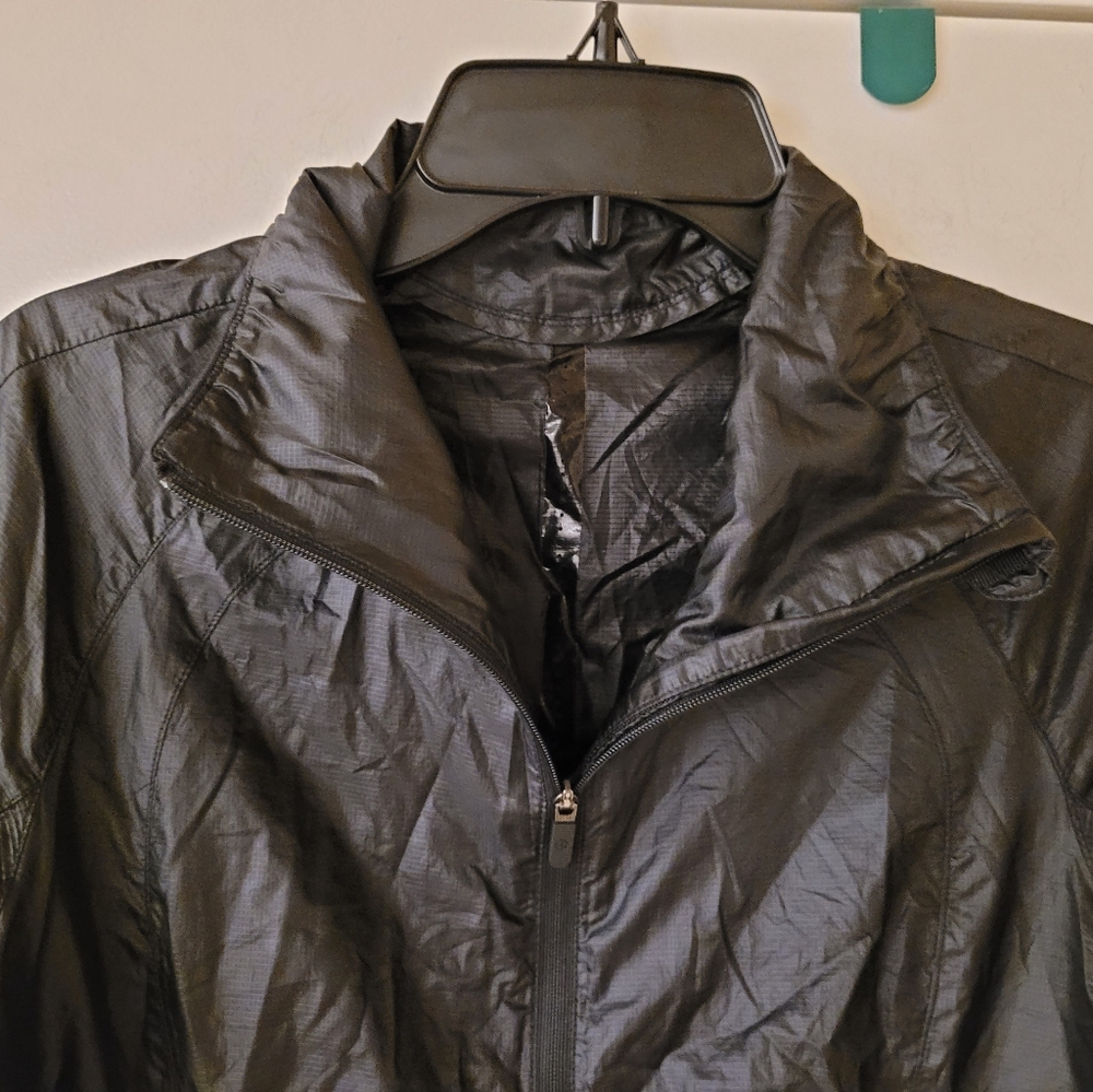 Lululemon Halfzip Lightweight Pullover - image 6